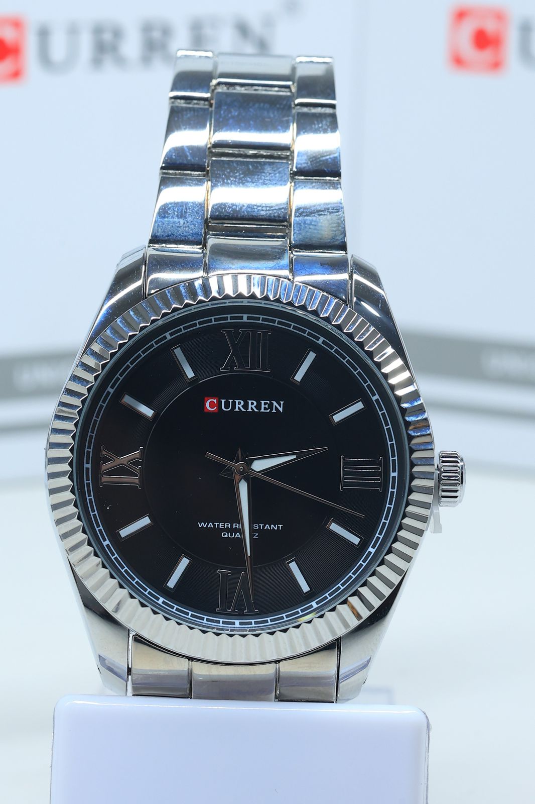Curren 8453-Luxury Roman Numeral Dial Metal Link Men's Watch