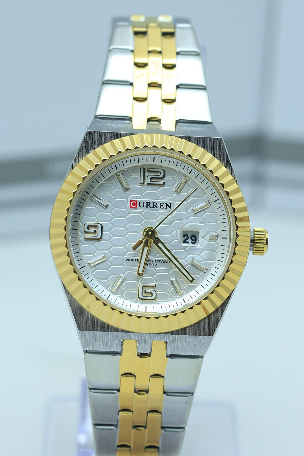 CURREN 8498 Elegant Ladies Watch