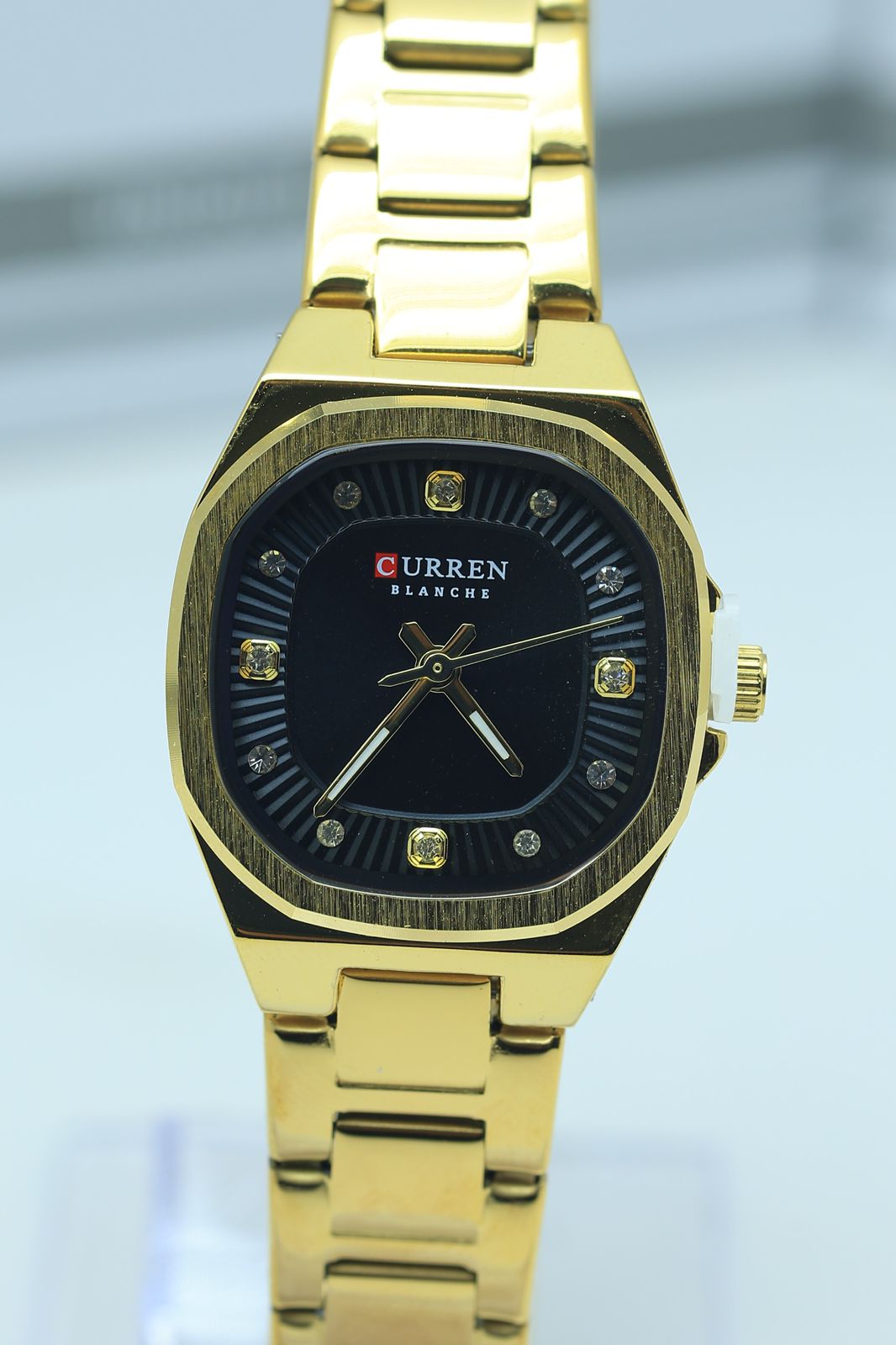 CURREN  9104 luxury square dial women's watch
