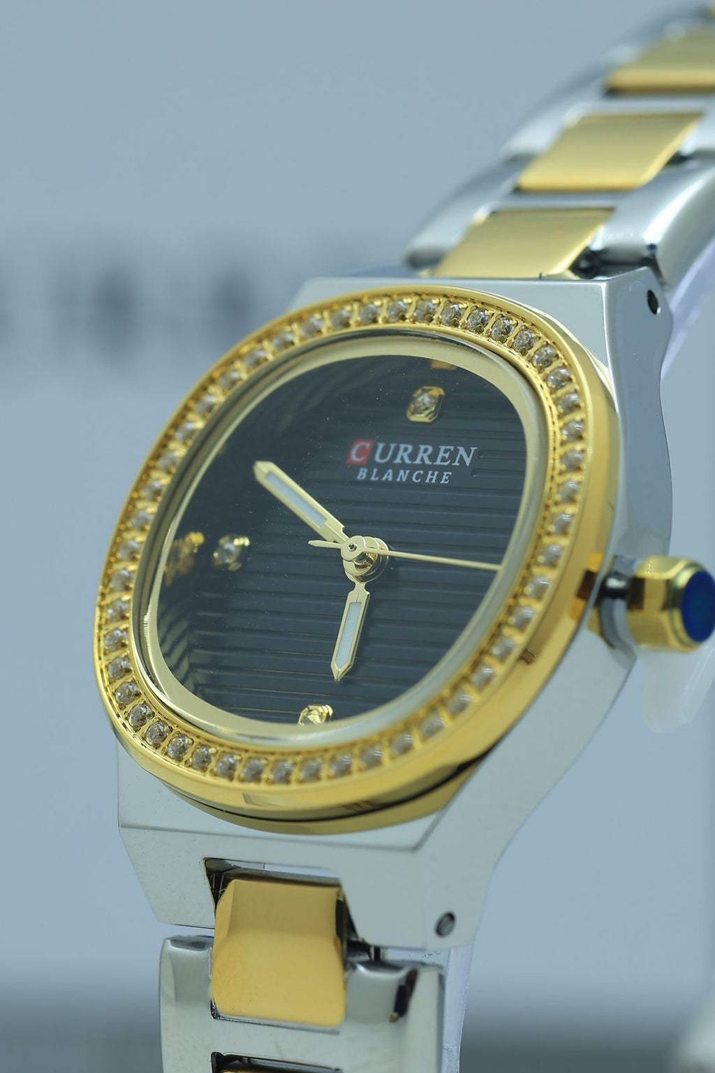 Curren 9101 Women's Quartz watch