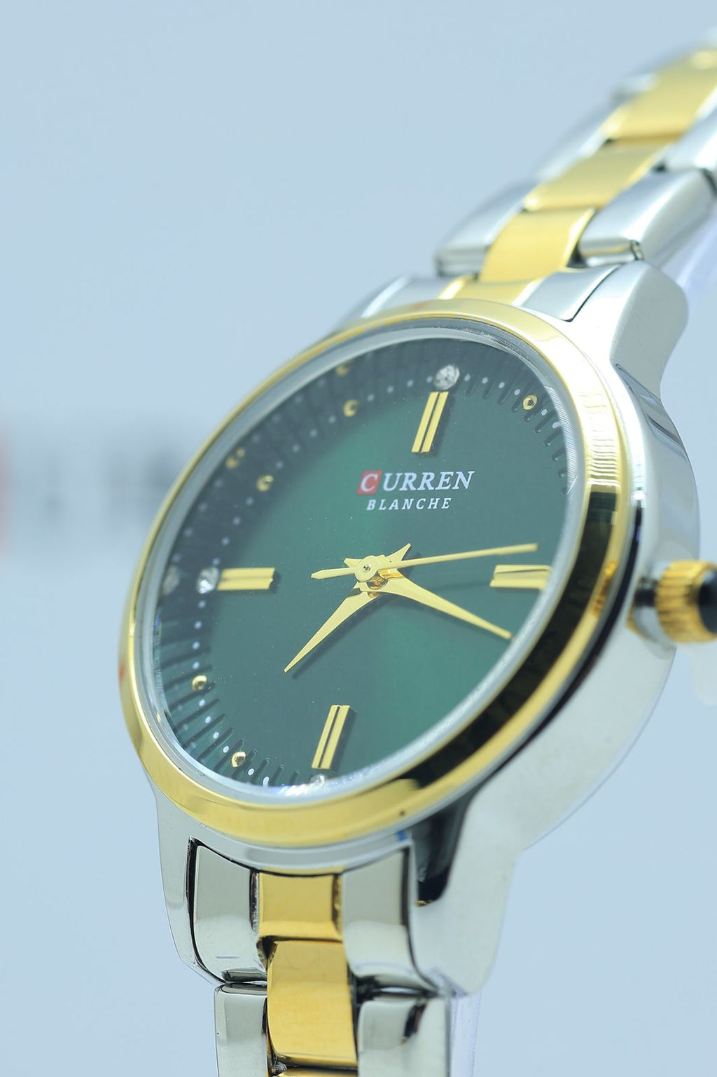 Curren 9094 women's watch