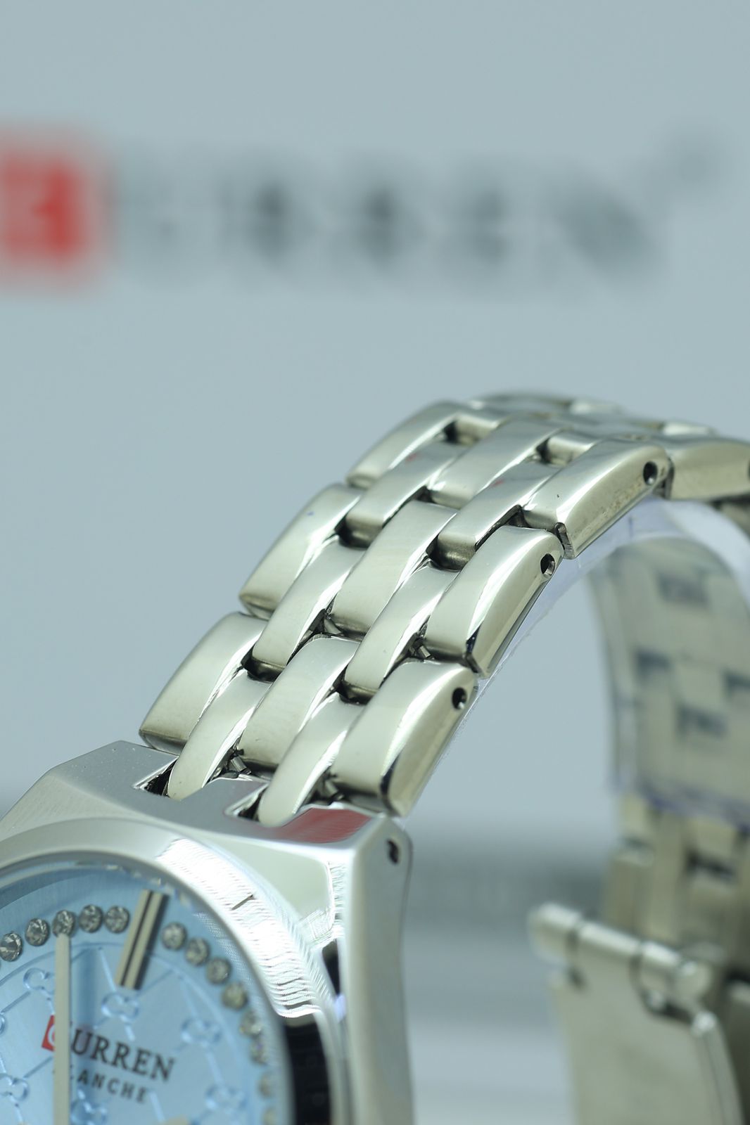 Curren 9096 women's watch