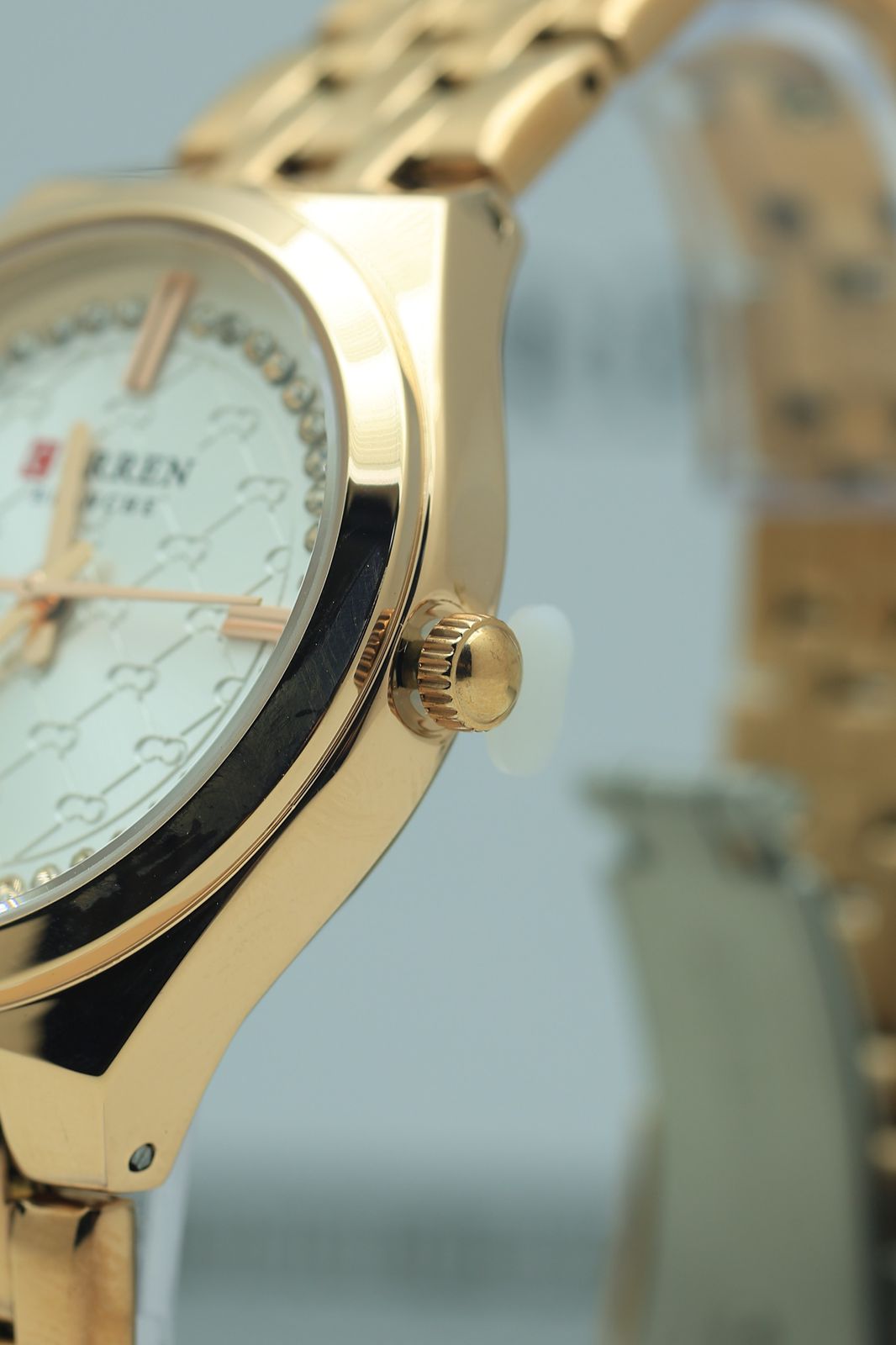 Curren 9096 women's watch