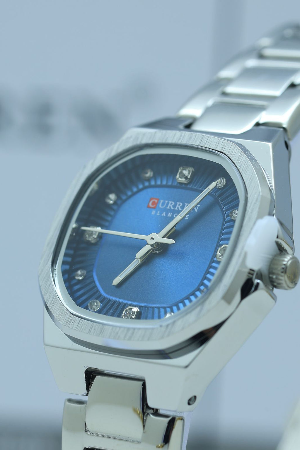 Curren 9104 women's watch