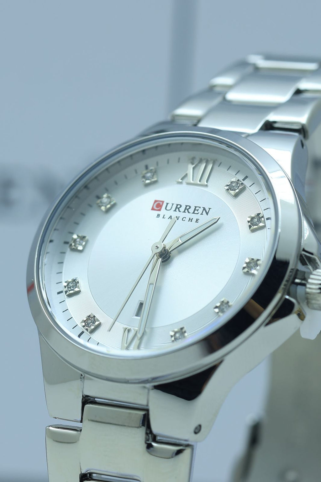 Curren 9107 quartz watch