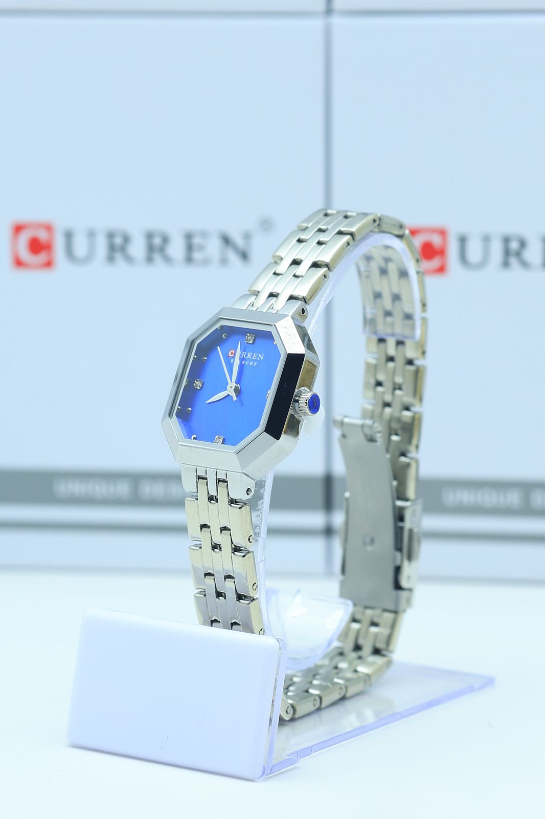 Curren 9108 Blanche watch