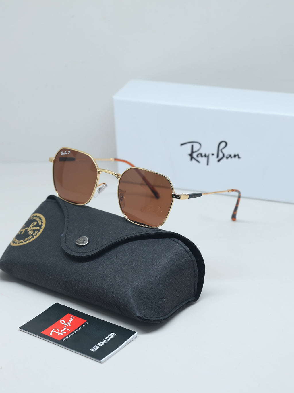 Lustris Eyewear