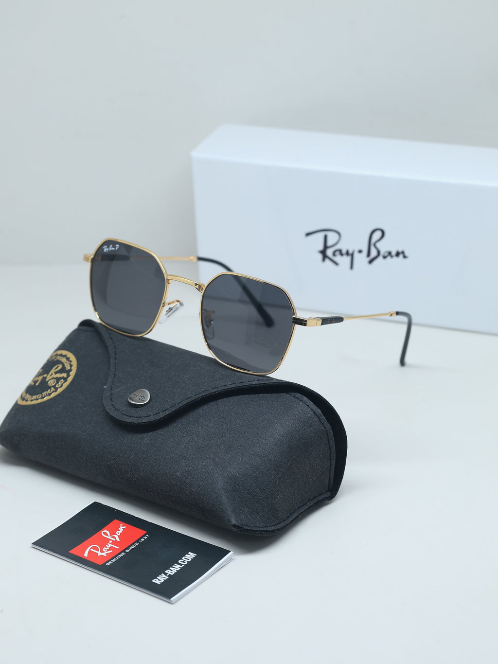 Lustris Eyewear