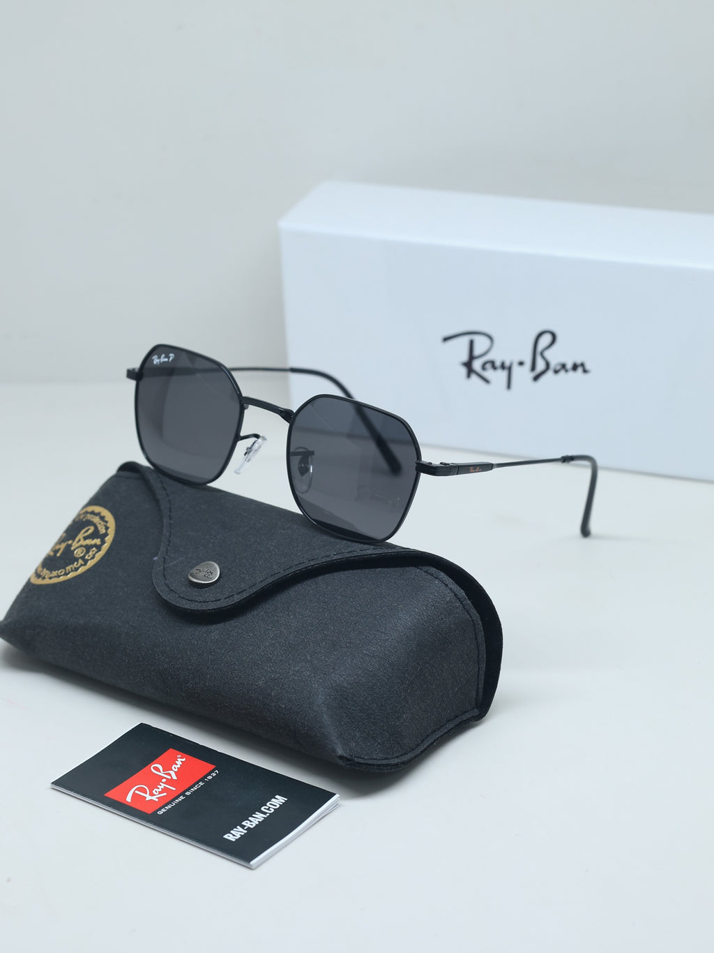Lustris Eyewear