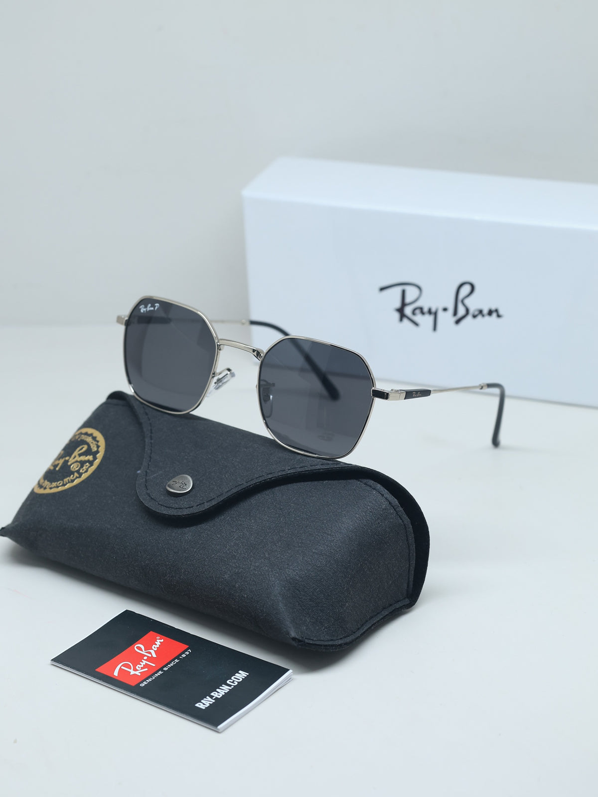 Lustris Eyewear