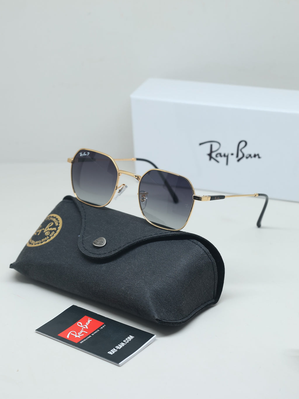 Lustris Eyewear