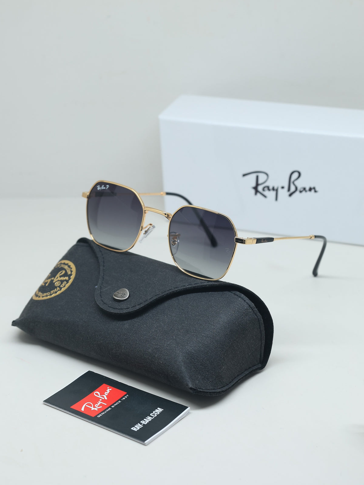 Lustris Eyewear